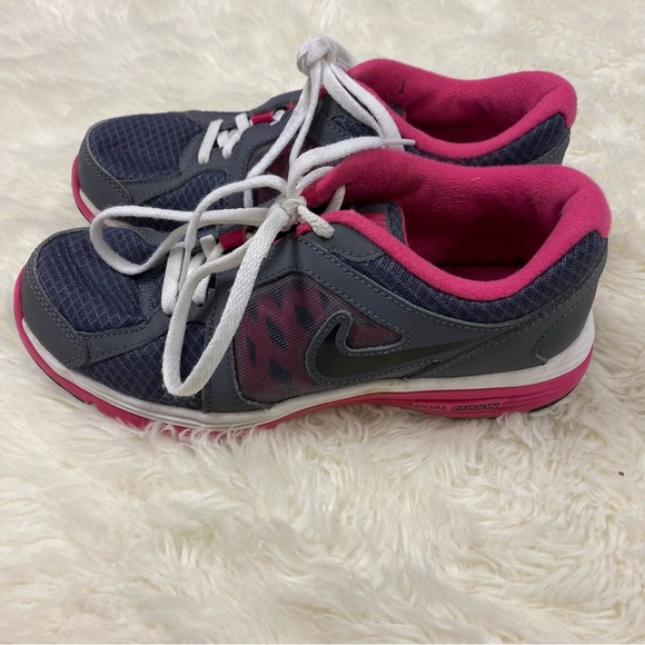 Nike Dual Fusion Run Pink and Gray Lace Up Athletic Shoes - Picture 4 of 8
